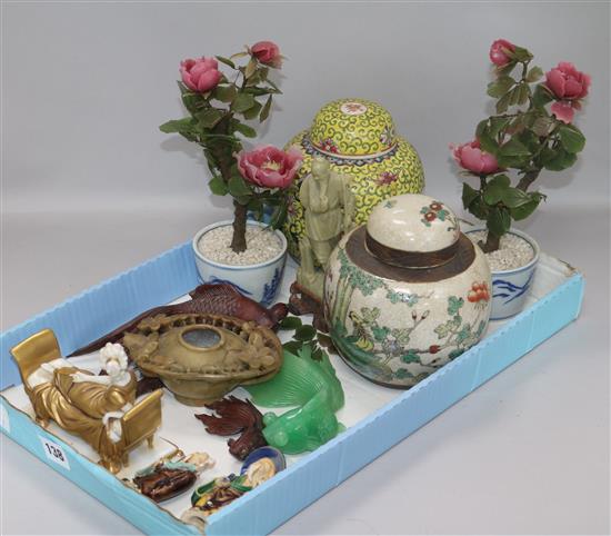 A collection of mixed Oriental and other ceramics